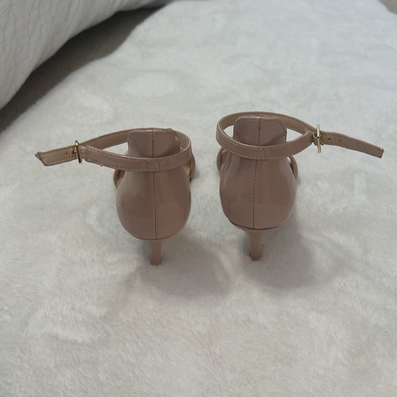 Size 5 BP heels, patent leather, blush color - Picture 2 of 4
